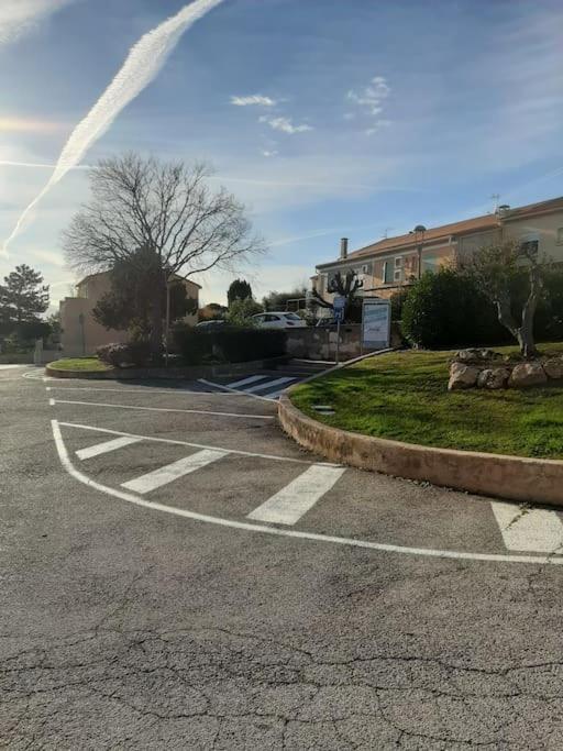 Appartement Climatise Au Calme En Provence Pierrefeu-du-Var Eksteriør bilde