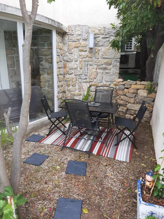 Appartement Climatise Au Calme En Provence Pierrefeu-du-Var Eksteriør bilde